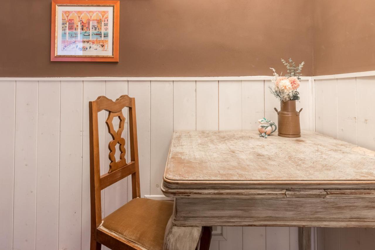 Апартаменти Ca Falier Piccolo - Little Sweet Studio In 10-12 Minutes From Bus&Train Station Венеція Екстер'єр фото
